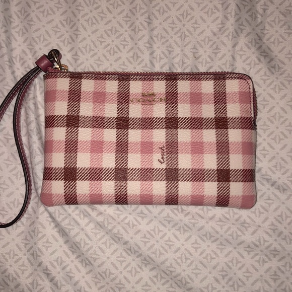 NEVER USED coach wristlet - Picture 1 of 4